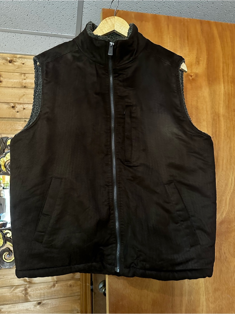 RAINFOREST Nubuck Sherpa Lined Micro Suede Vest Timber Brown M - Picture 3 of 11